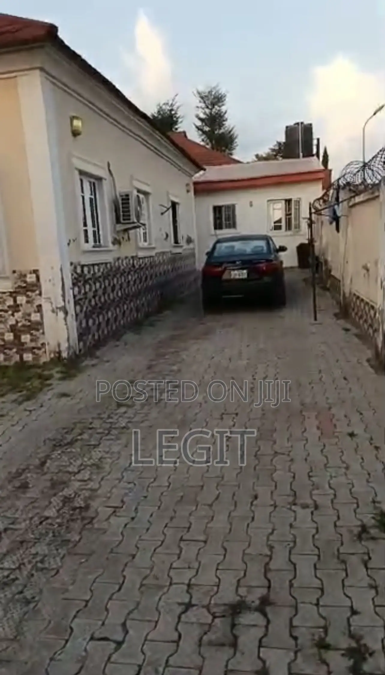 3bdrm Bungalow in Lugbe District for sale