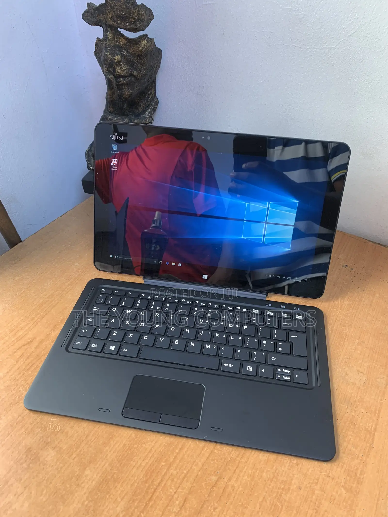 Laptop Fujitsu Stylistic Q572 4GB Intel Core i3 SSD 128GB
