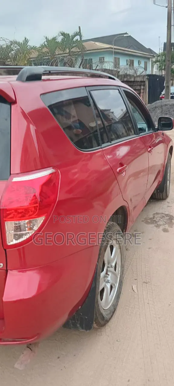 Toyota RAV4 2008 Red