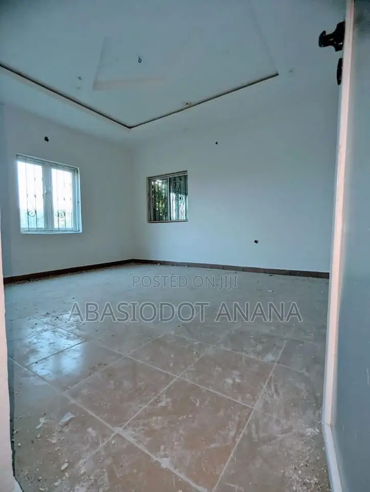 3bdrm Bungalow in Osongoma Estate, Uyo for rent