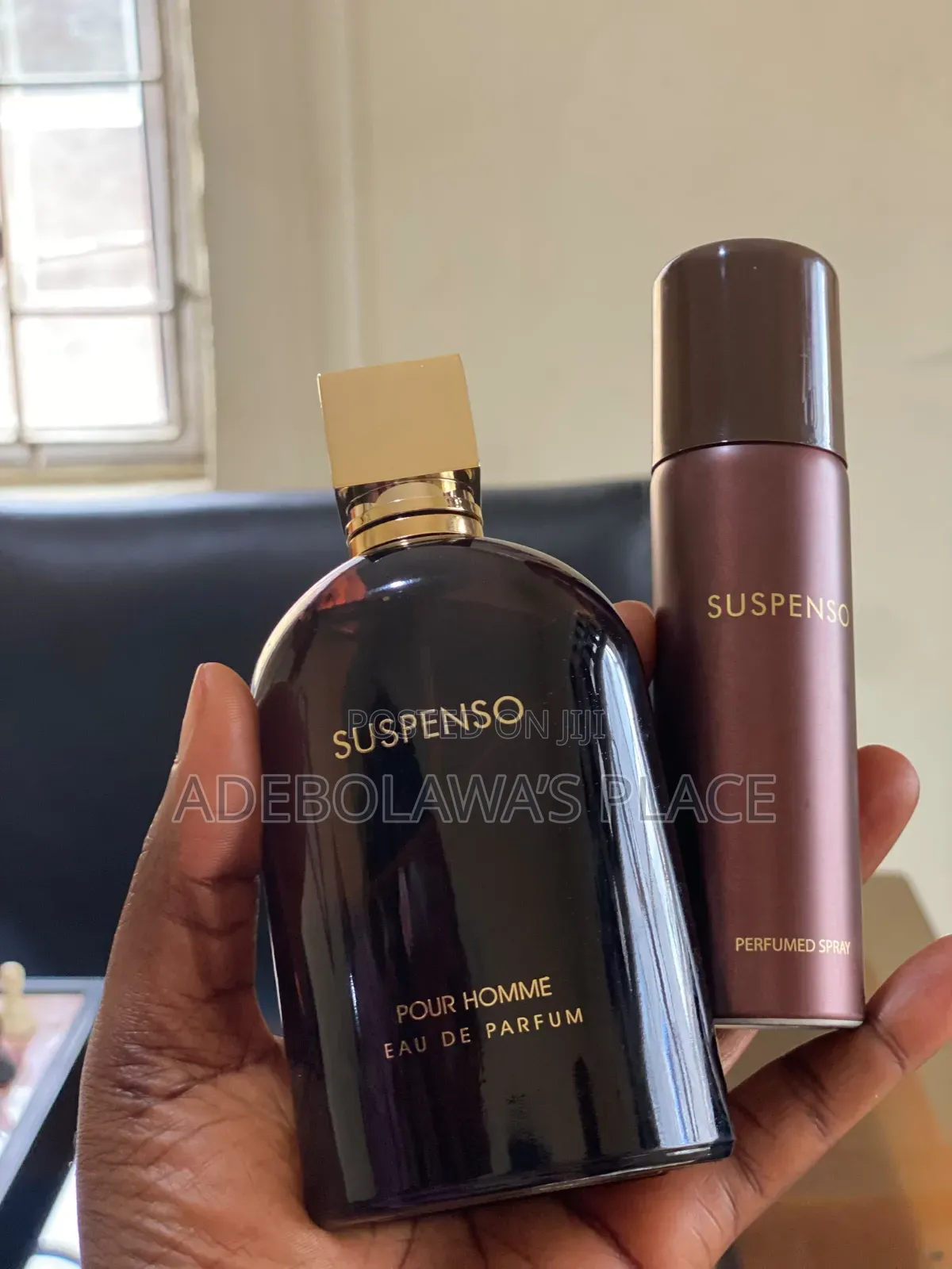 Suspenso Perfume