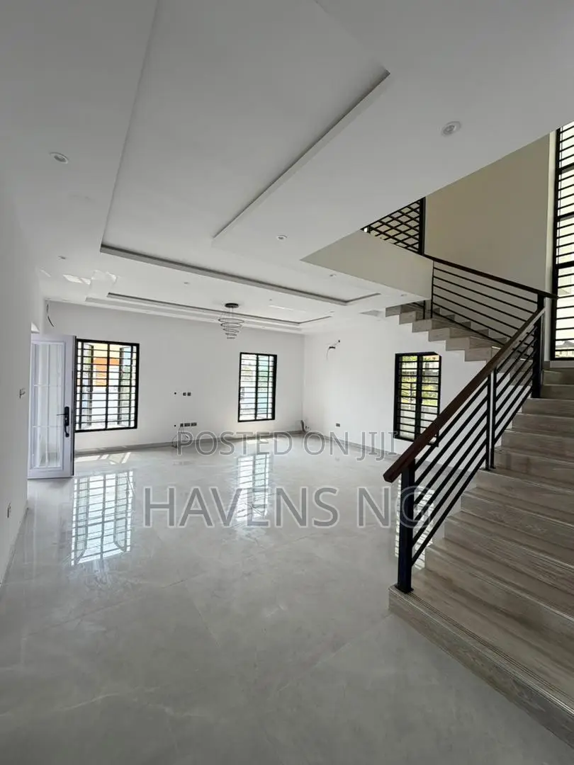 5bdrm Duplex in Legacy Estate, Akobo for sale