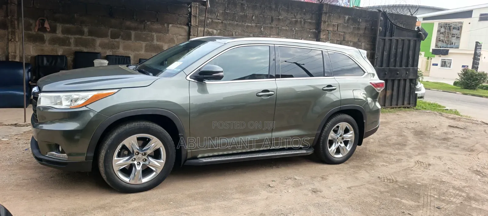 Toyota Highlander Limited 4dr SUV AWD (3.5L 6cyl 6A) 2015 Green