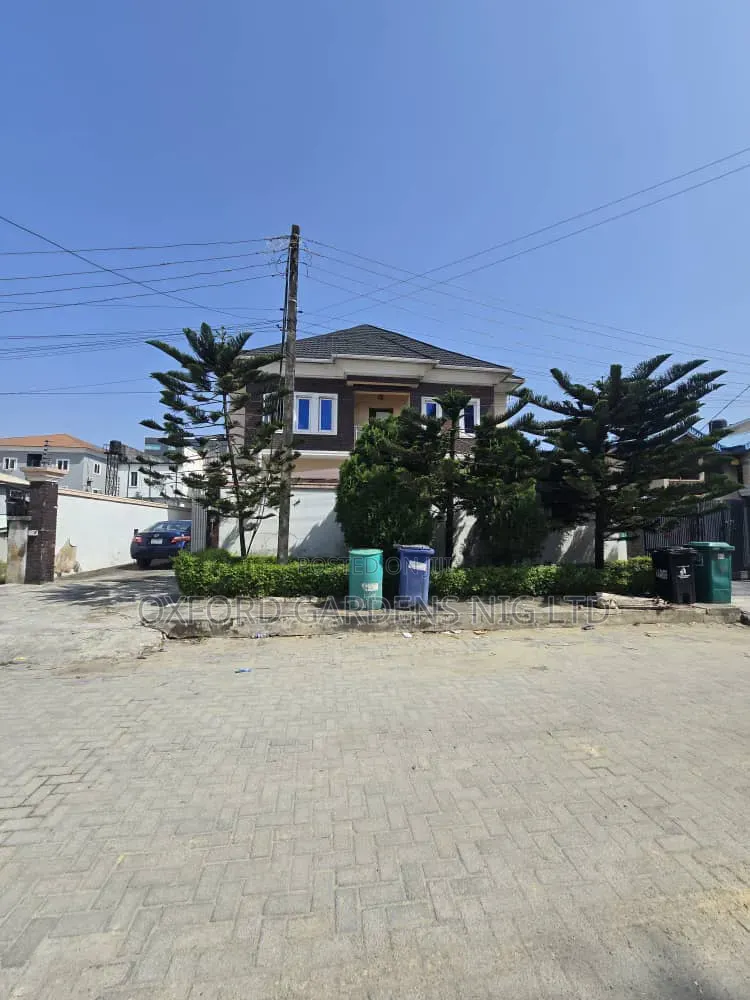 5bdrm Duplex in Cana West Estate, Osapa london for sale