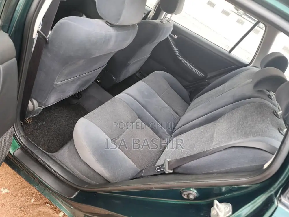 Toyota Corolla 2004 Green