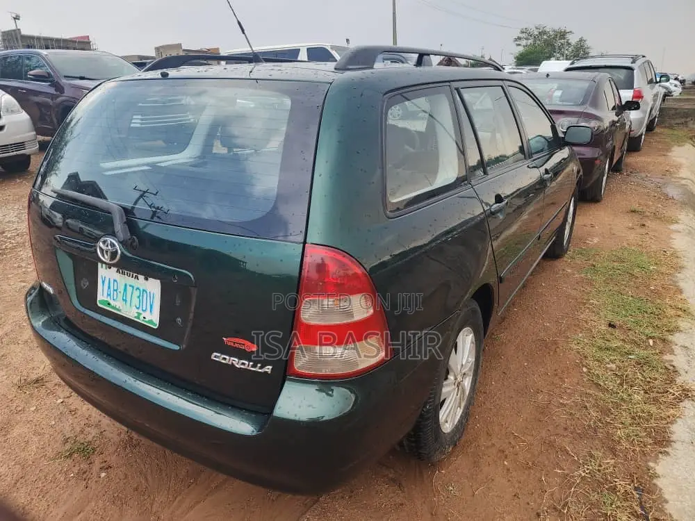 Toyota Corolla 2004 Green