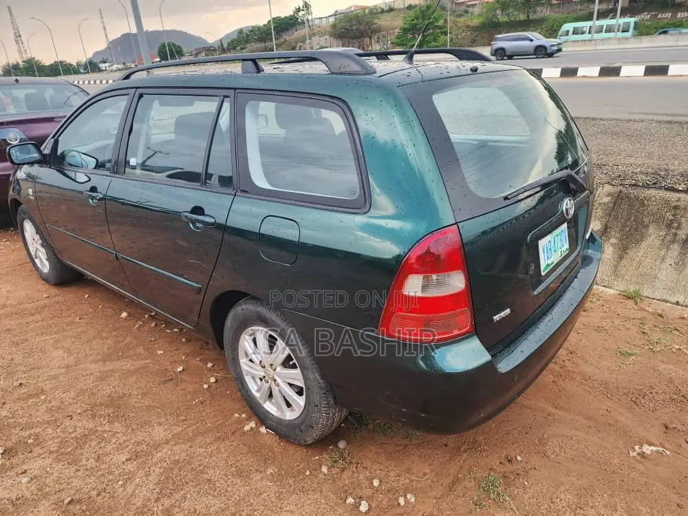 Toyota Corolla 2004 Green