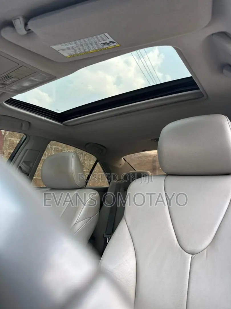 Toyota Camry XLE 4dr Sedan (2.4L 4cyl 5A) 2009 Gray