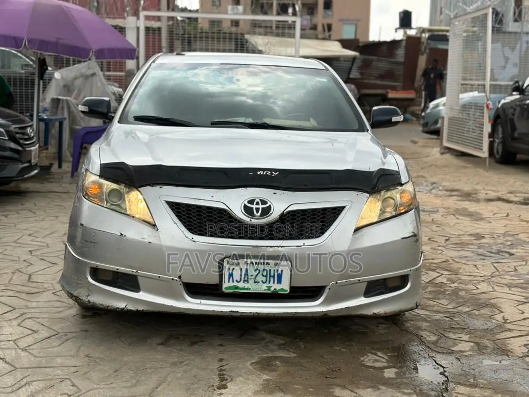 Toyota Camry SE 4dr Sedan (2.4L 4cyl 5A) 2006 Silver