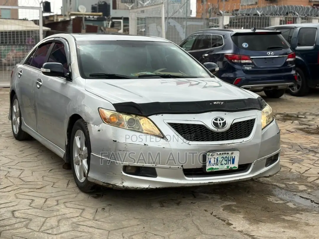 Toyota Camry SE 4dr Sedan (2.4L 4cyl 5A) 2006 Silver
