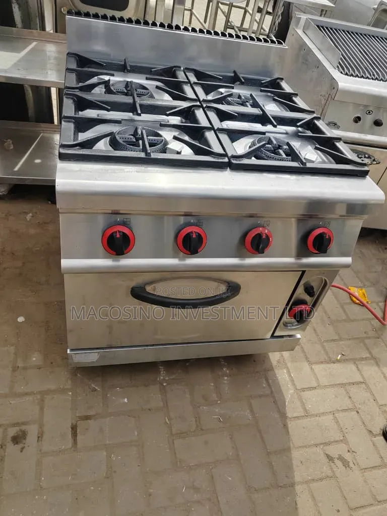 Stainless Steel Industrial Gas Cooker Four Burners and Built-in Oven