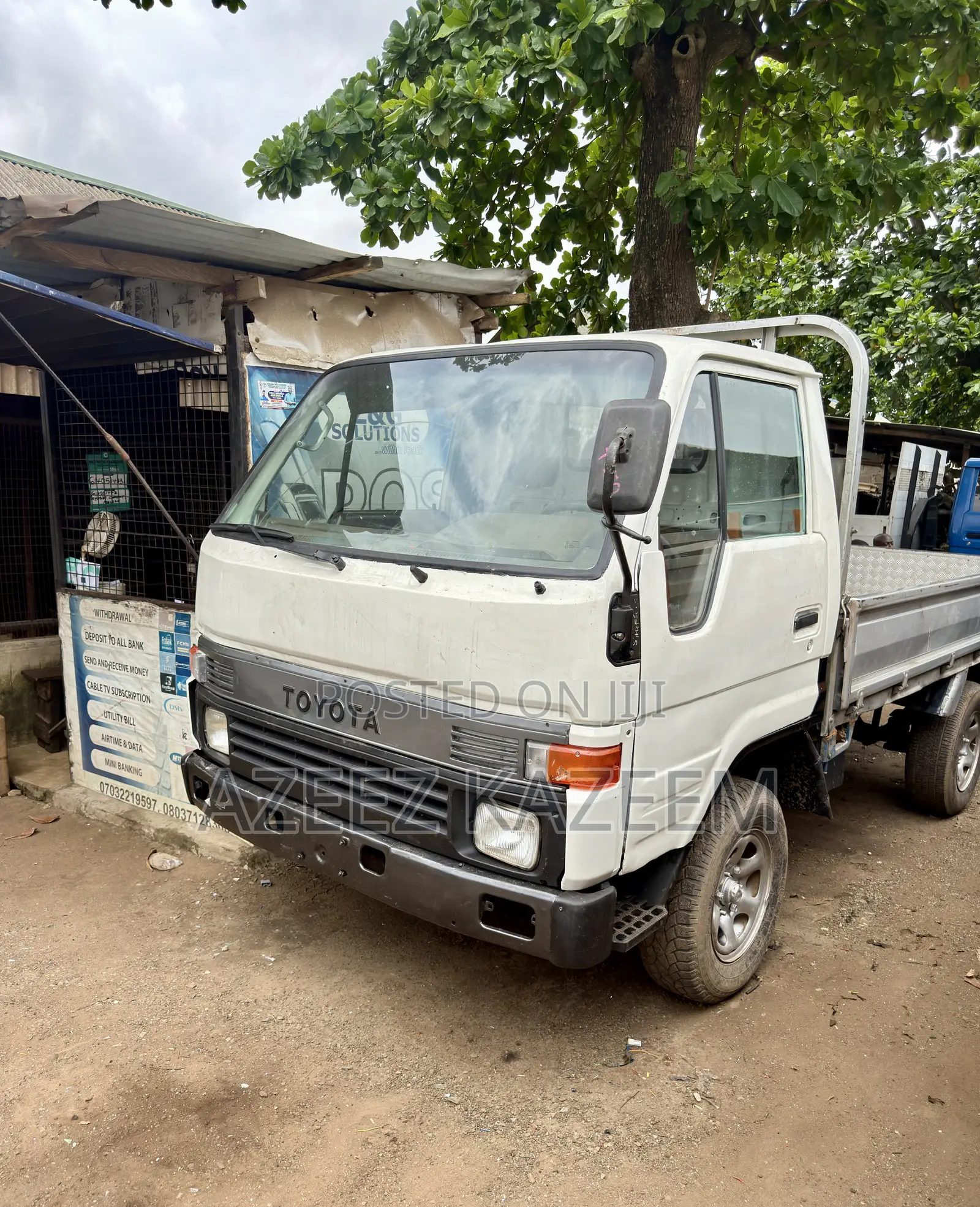 Toyota Dyna Truck Normal Hand Followed Come Bucket Petrol Engine