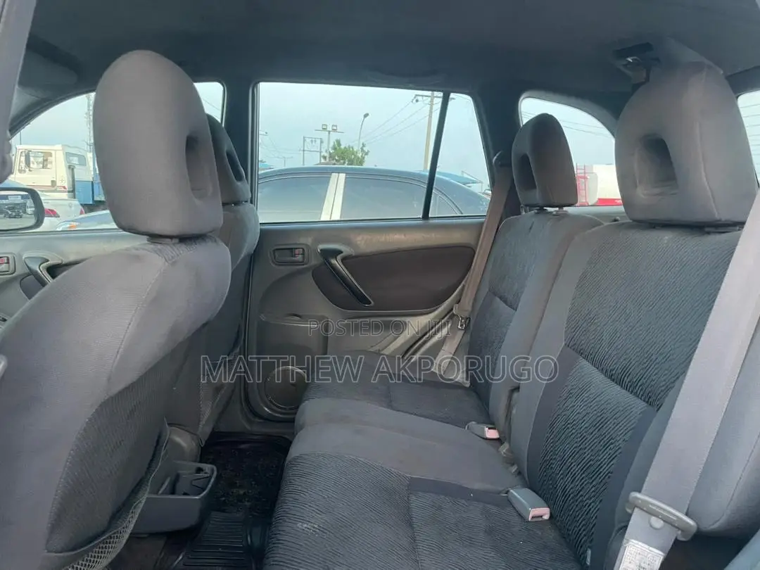 Toyota RAV4 2004 Silver