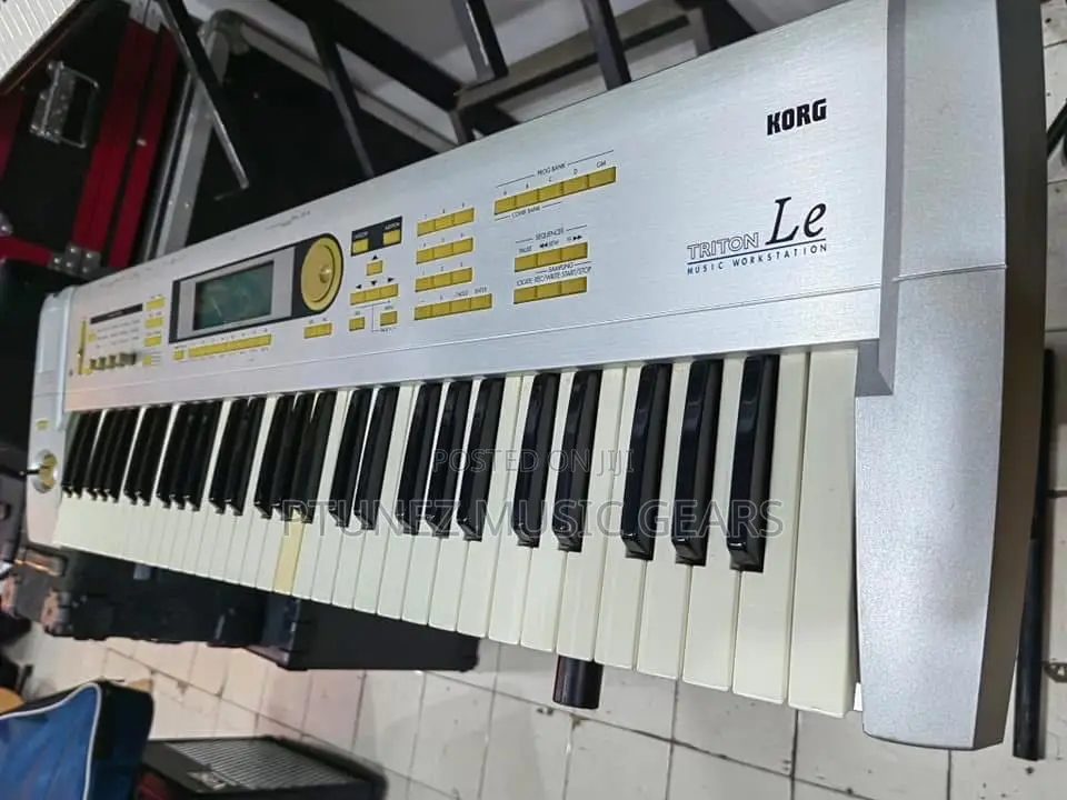 Korg Triton Le
