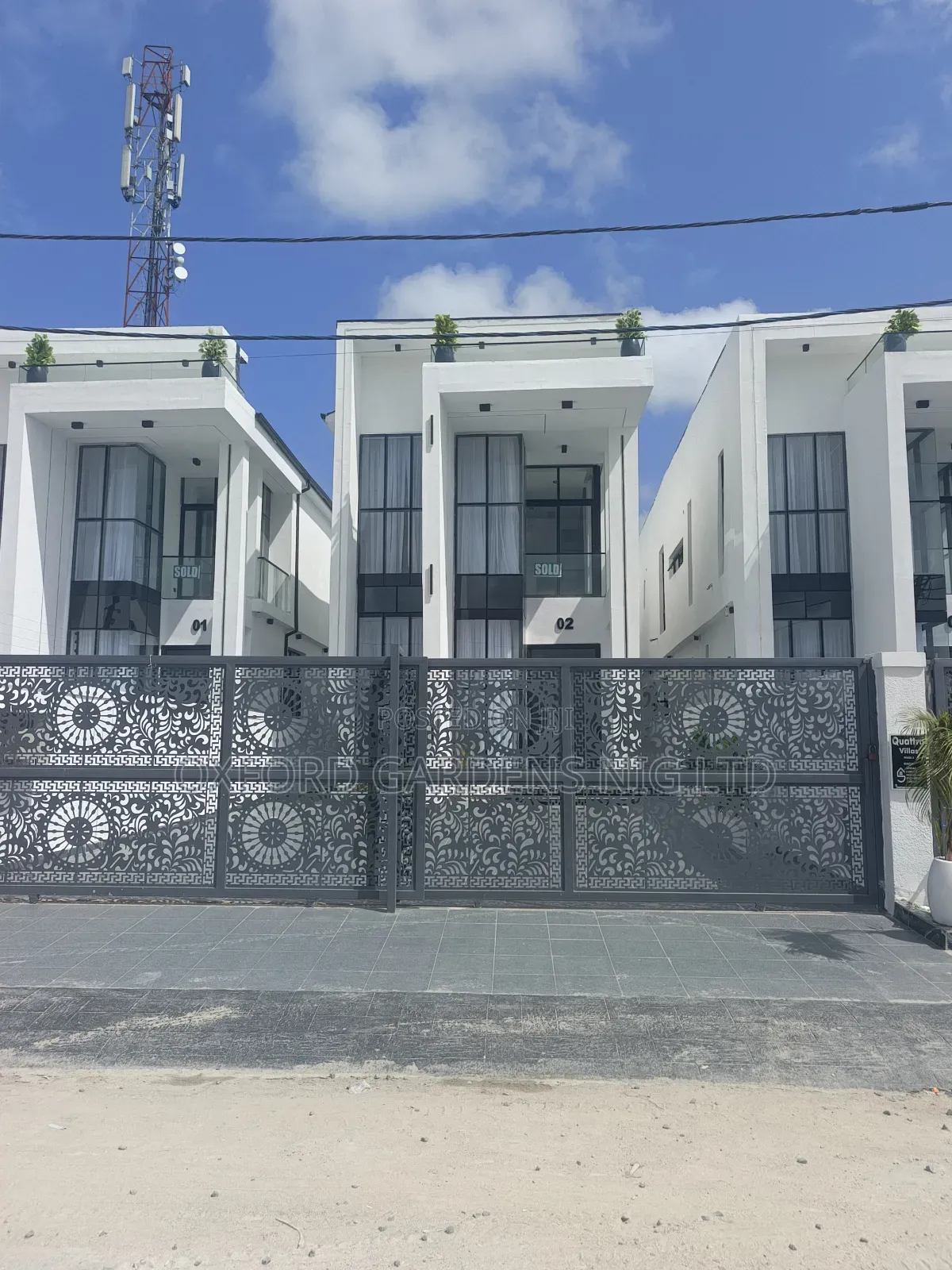 5bdrm Duplex in Ikota Gra Estate for sale
