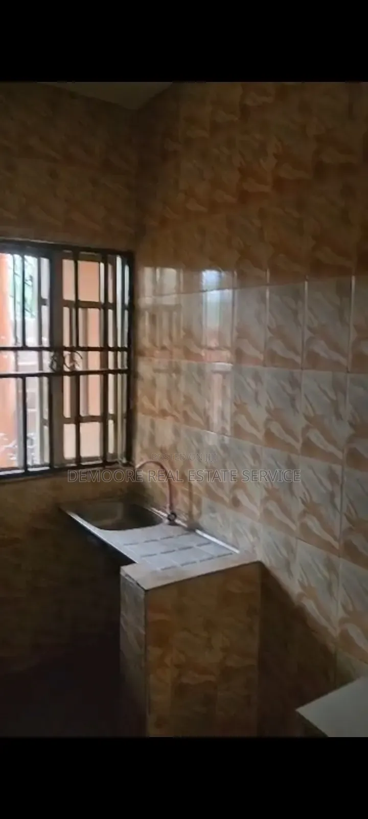3bdrm Apartment in Private House, Oke-Afa for rent