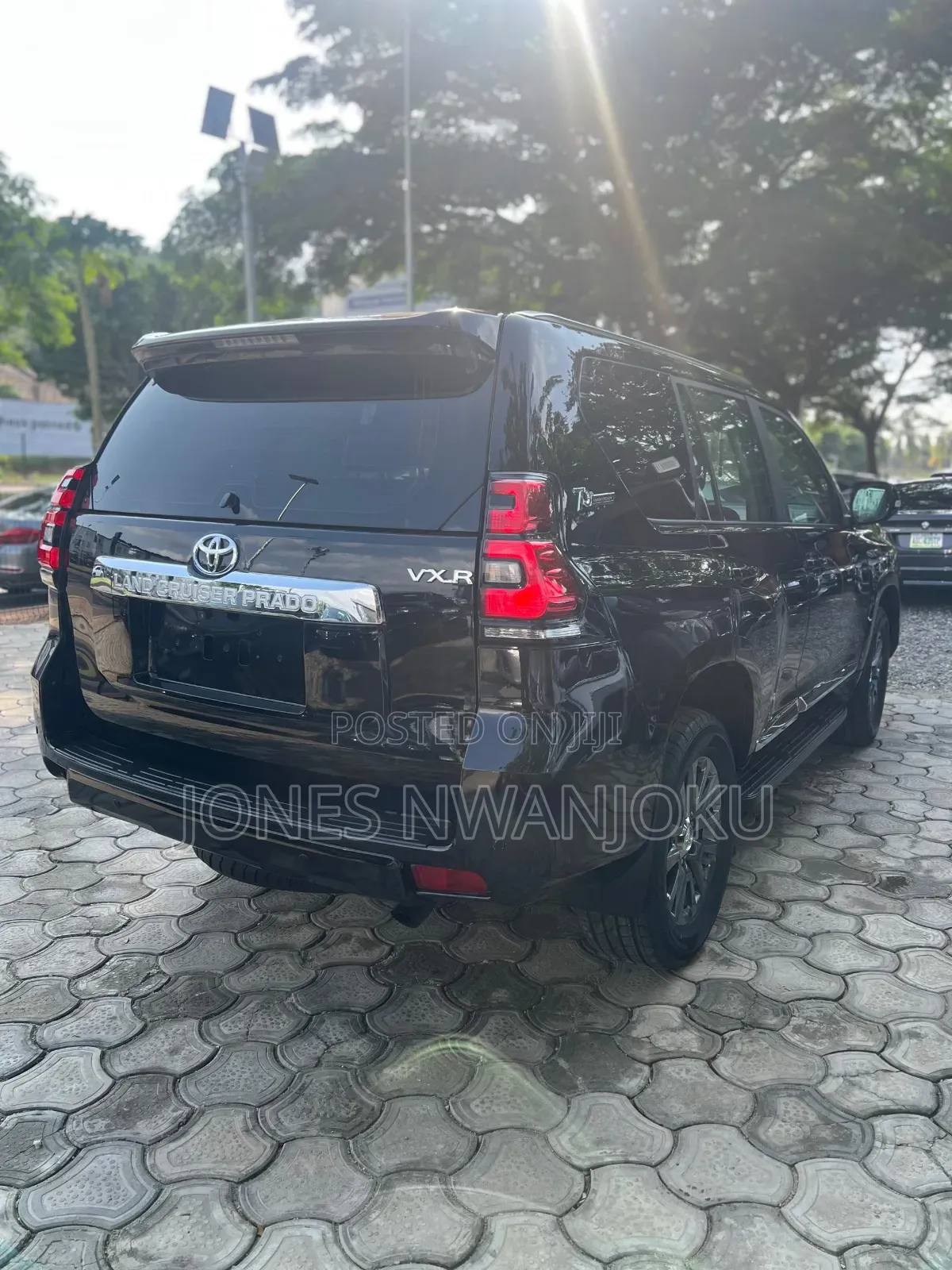Toyota Land Cruiser Prado 2016 Black