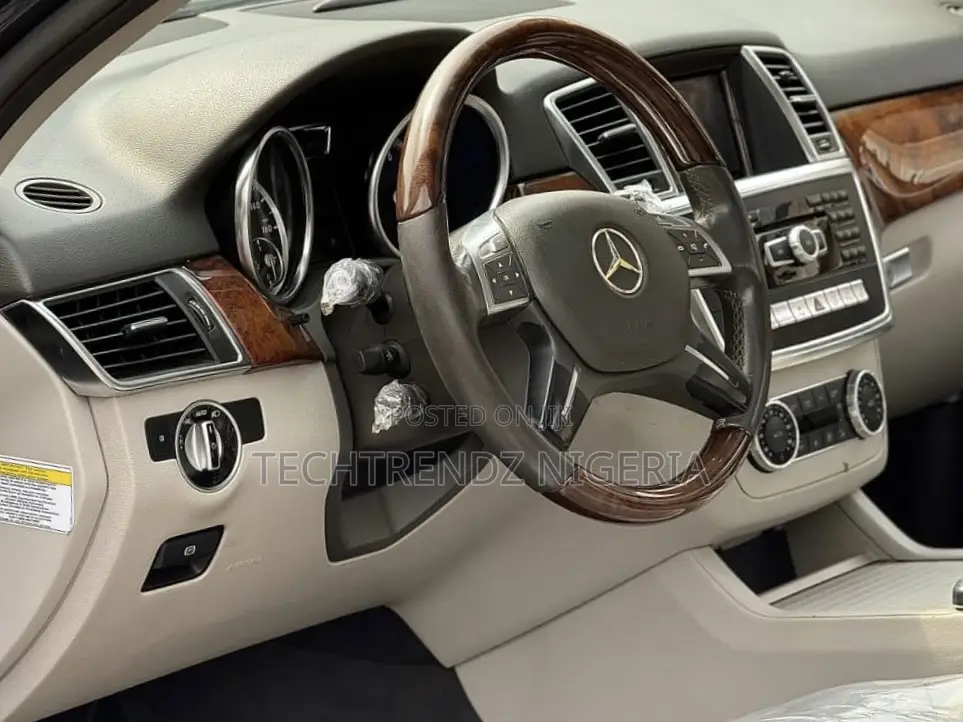 Mercedes-Benz M Class 2014 Gray