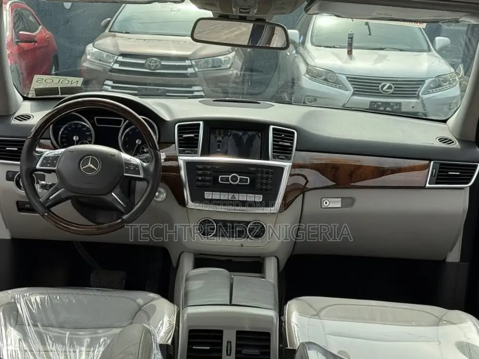 Mercedes-Benz M Class 2014 Gray