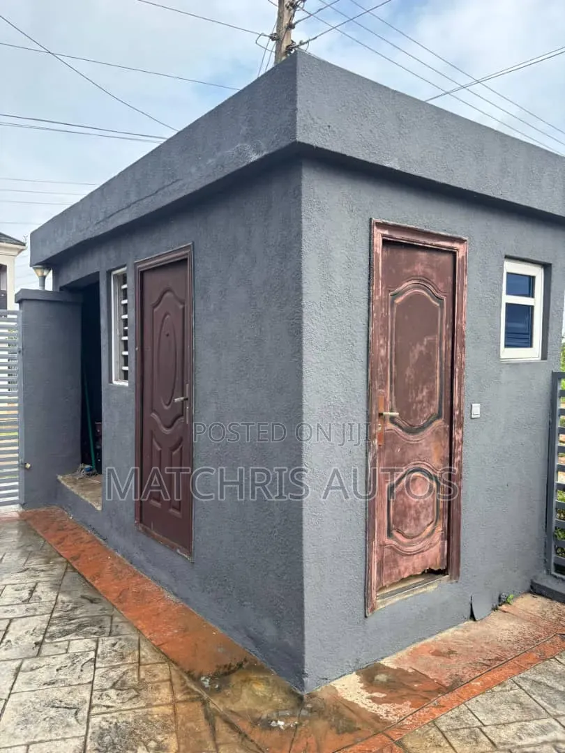 5bdrm Duplex in Garden Estate, Back, Berger for sale