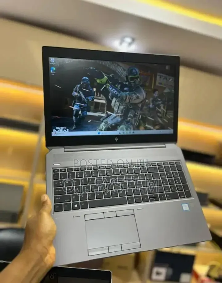 Laptop HP ZBook 14u G6 32GB Intel Core i7 SSD 750GB