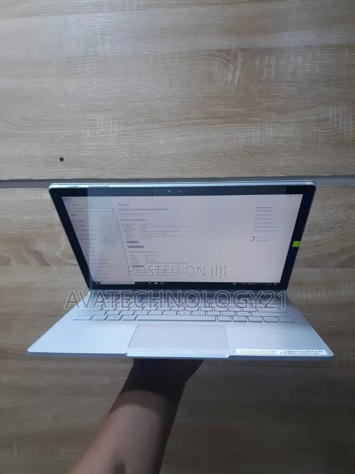 Laptop Microsoft Surface Book 2 8GB Intel Core i7 SSD 256GB