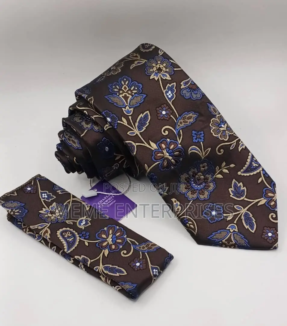 Straight Tie Pocket Filler