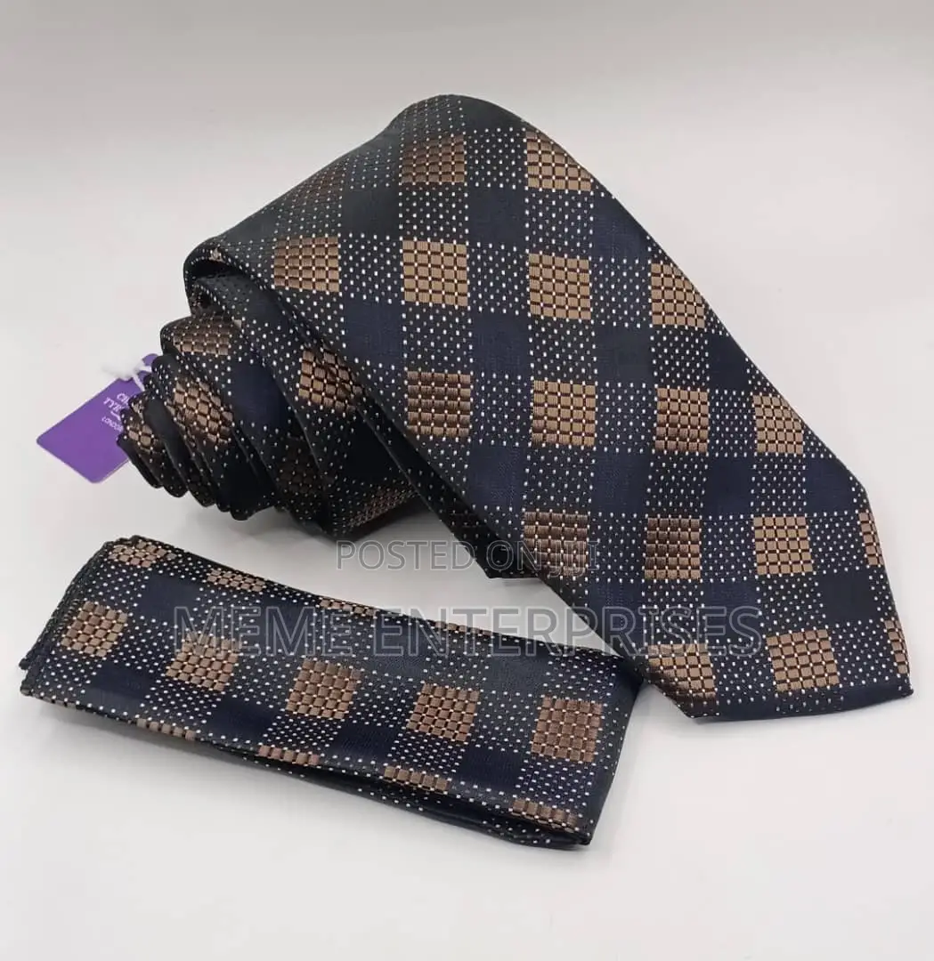 Straight Tie Pocket Filler