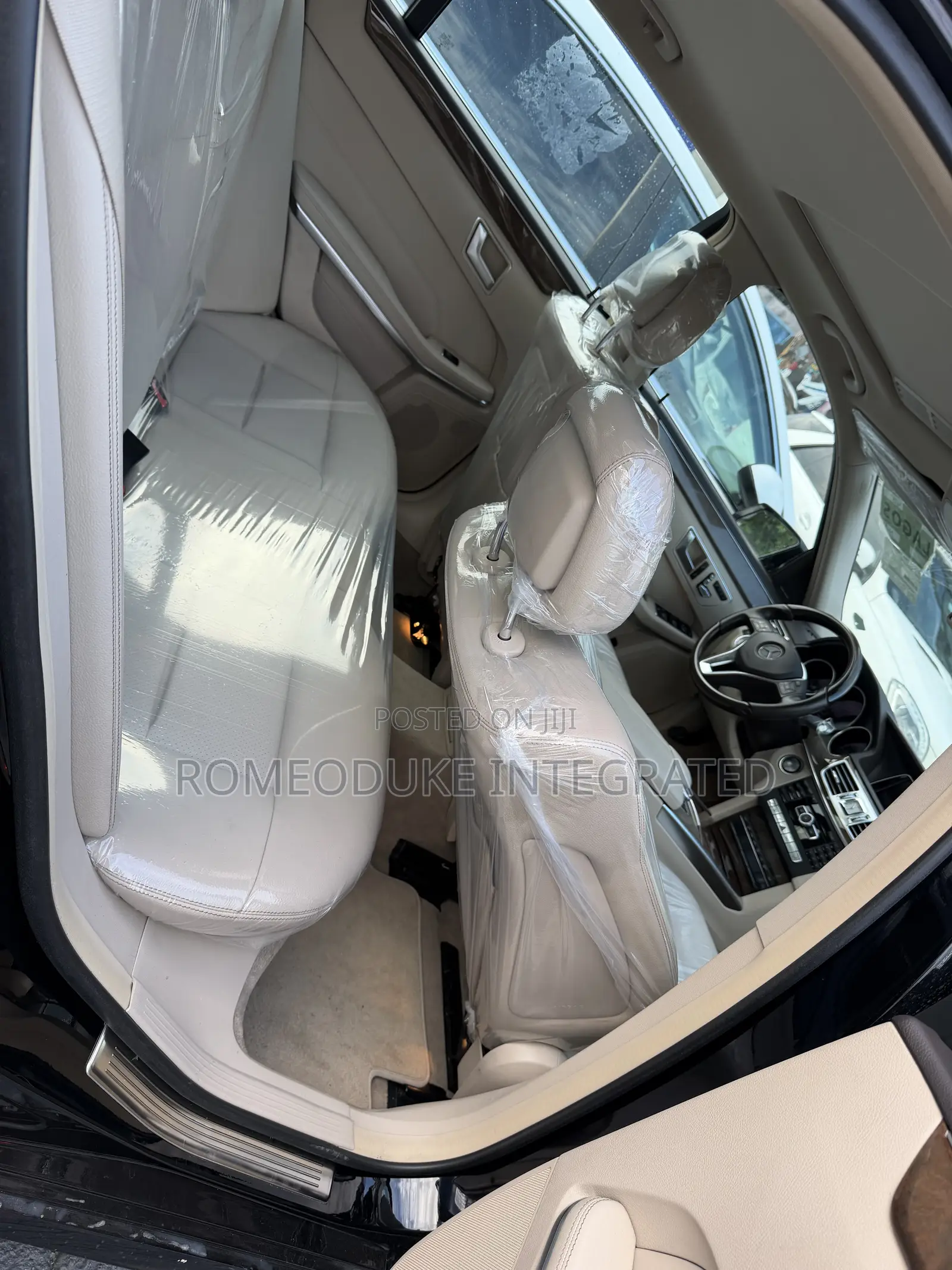 Mercedes-Benz E350 2015 Black
