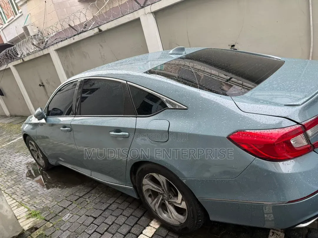 Honda Accord Sport (1.5L 4cyl Turbo CVT) 2019 Blue