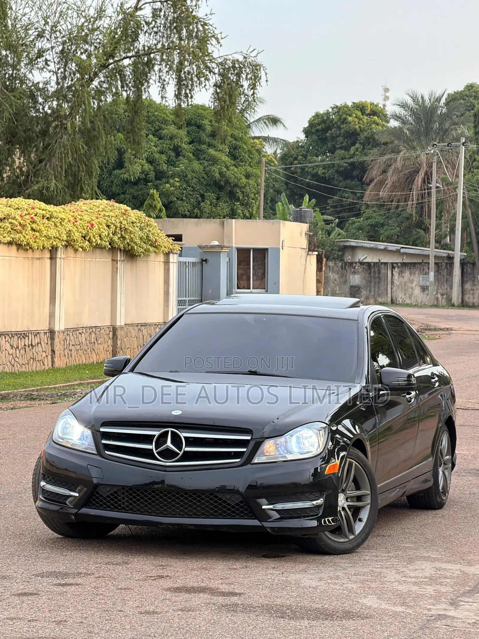 Mercedes-Benz C300 2013 Black