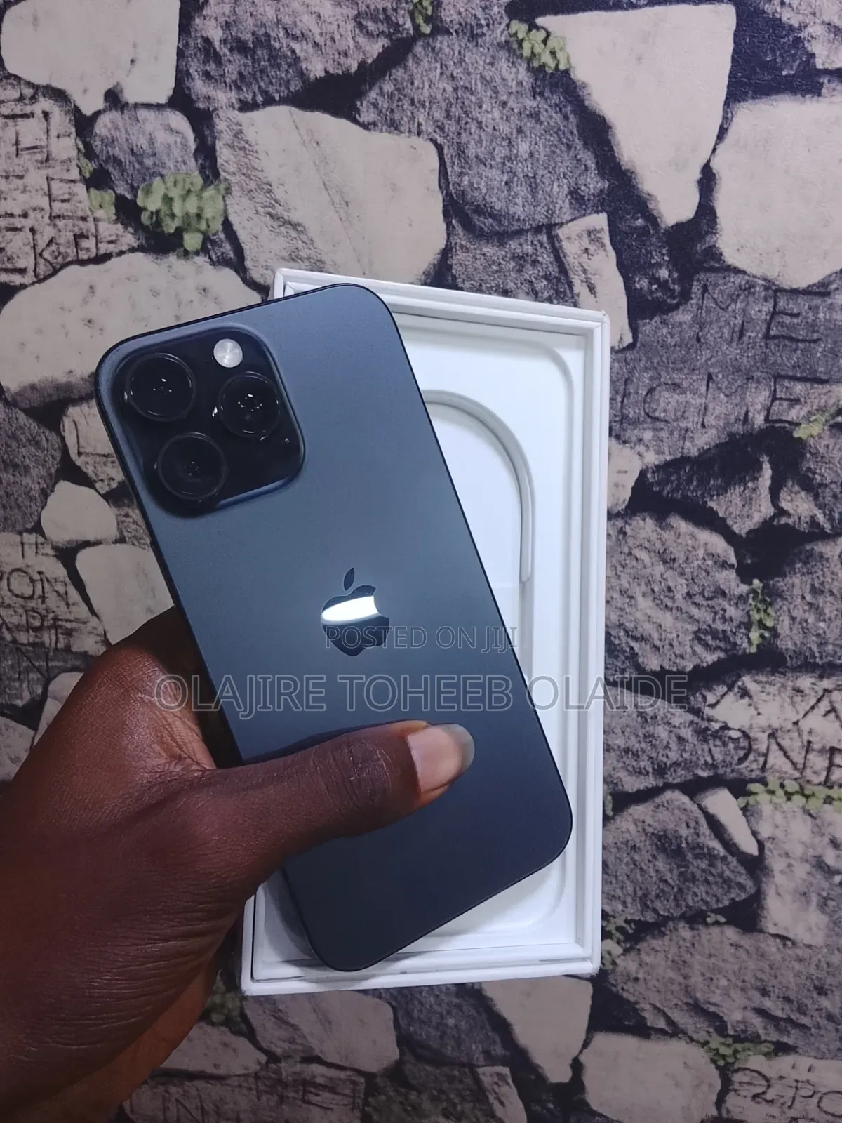 New Apple iPhone 16 Pro Max 256 GB Black