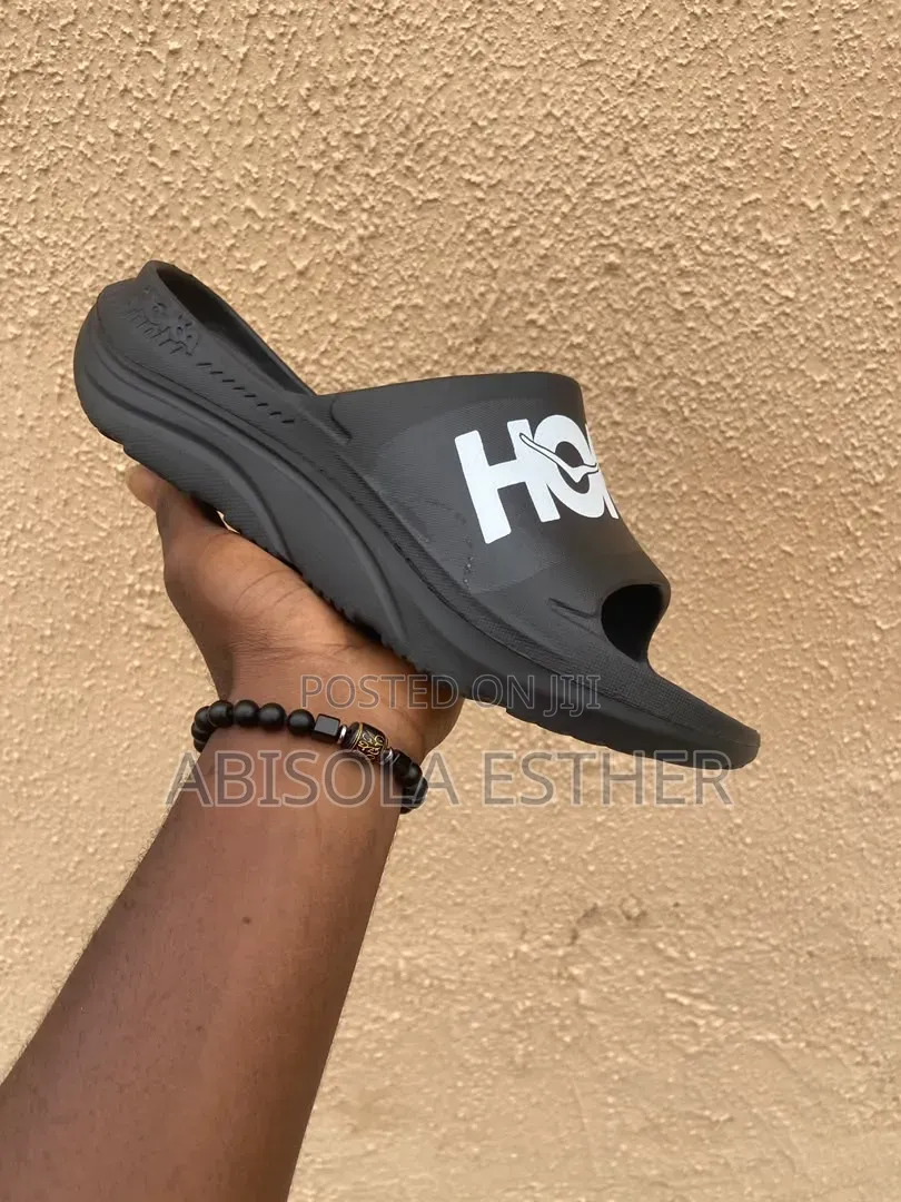 Original Hoka Recovery Slides – Walk Longer Without Foot Fatigue