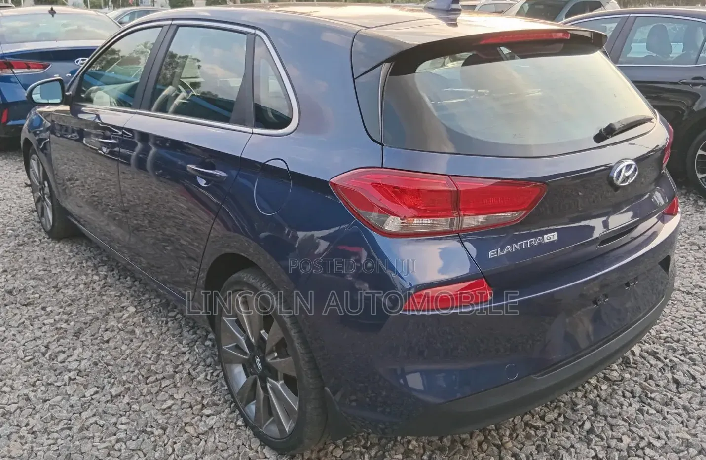 Hyundai Elantra Sport Sedan FWD (1.6L 4cyl 6M) 2017 Blue