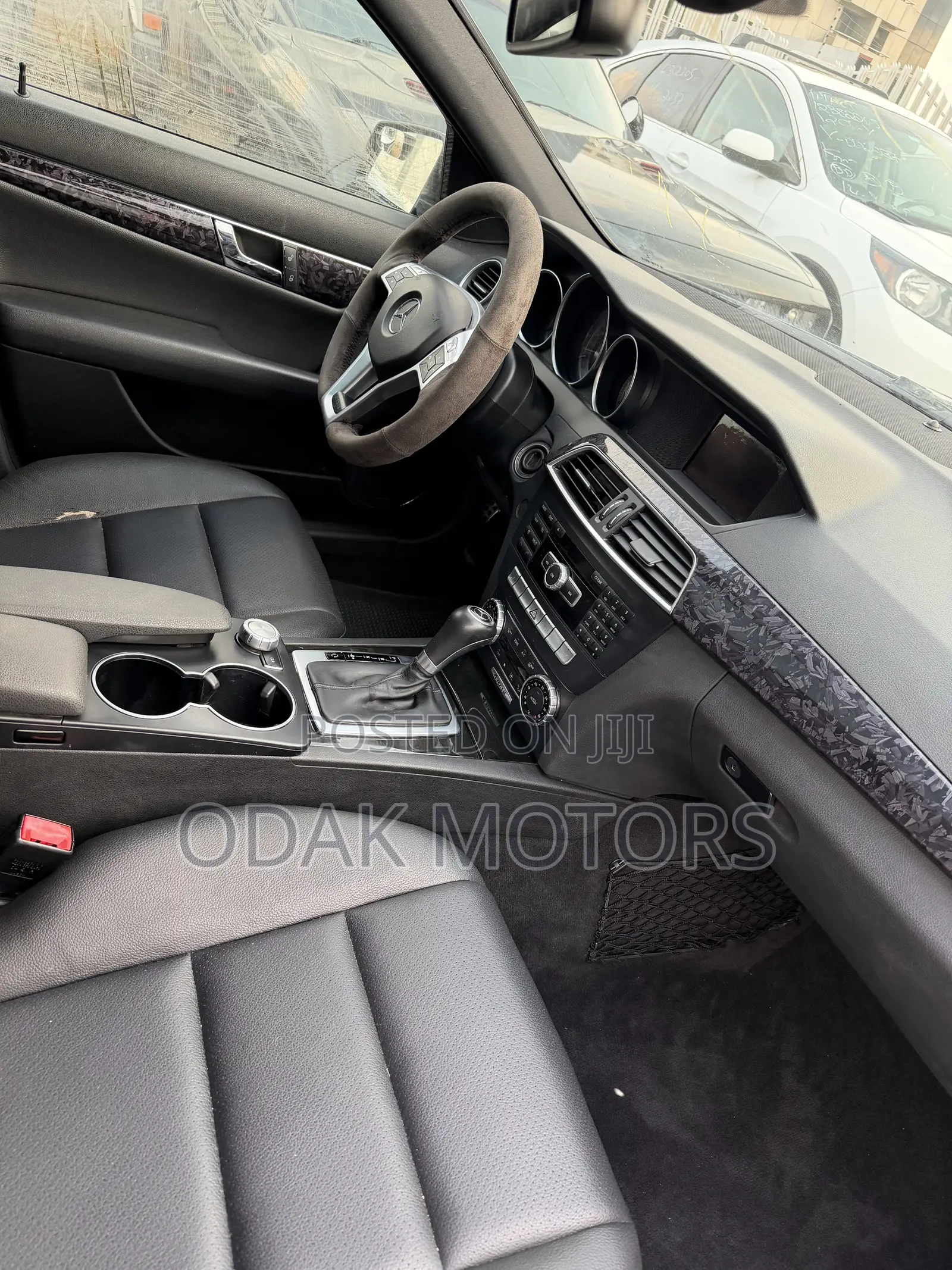 Mercedes-Benz C300 Sport 4Matic Sedan AWD (3.5L 6cyl 7A) 2013 Black