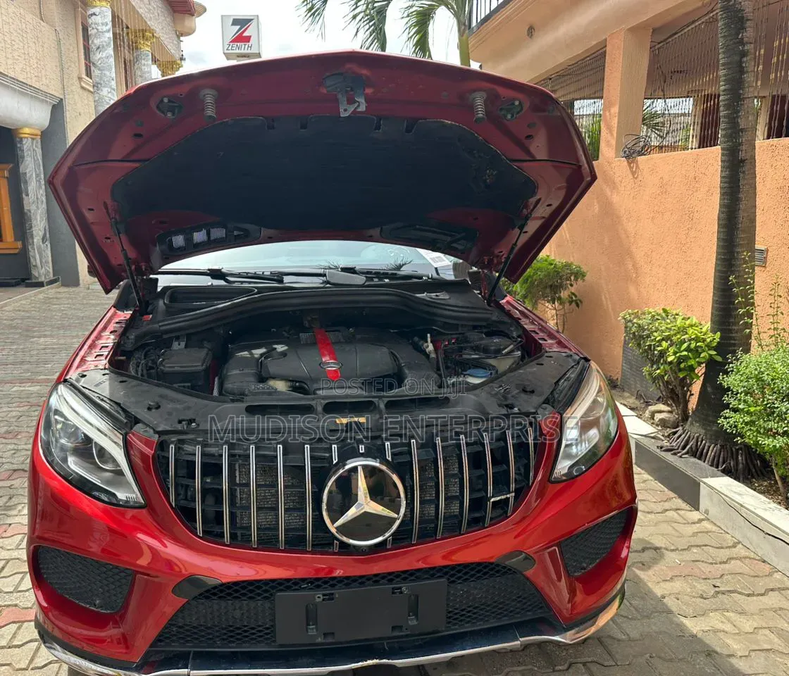 Mercedes-Benz GLE-Class 2017 Red