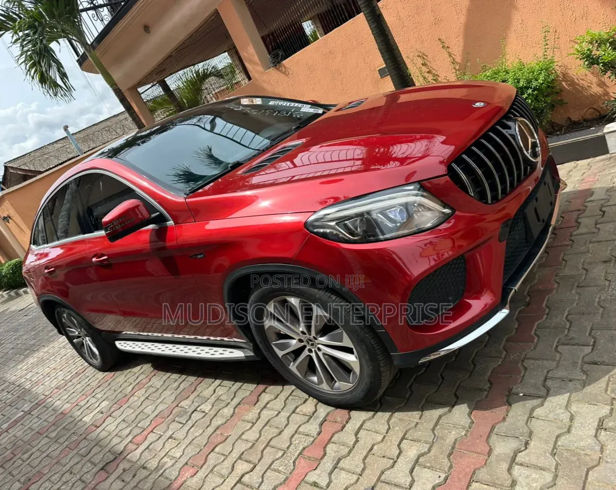 Mercedes-Benz GLE-Class 2017 Red
