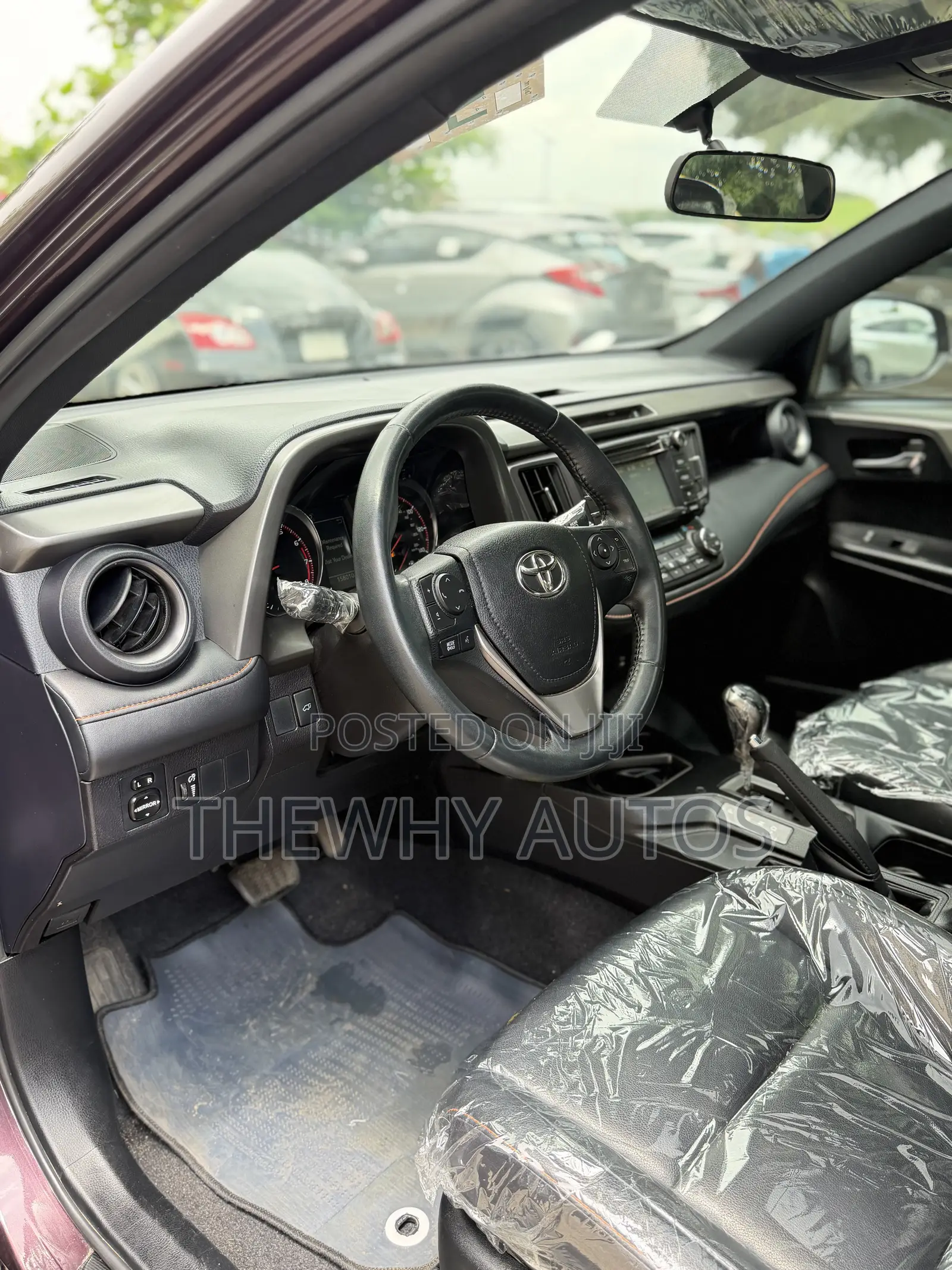 Toyota RAV4 SE FWD (2.5L 4cyl 6A) 2017 Purple