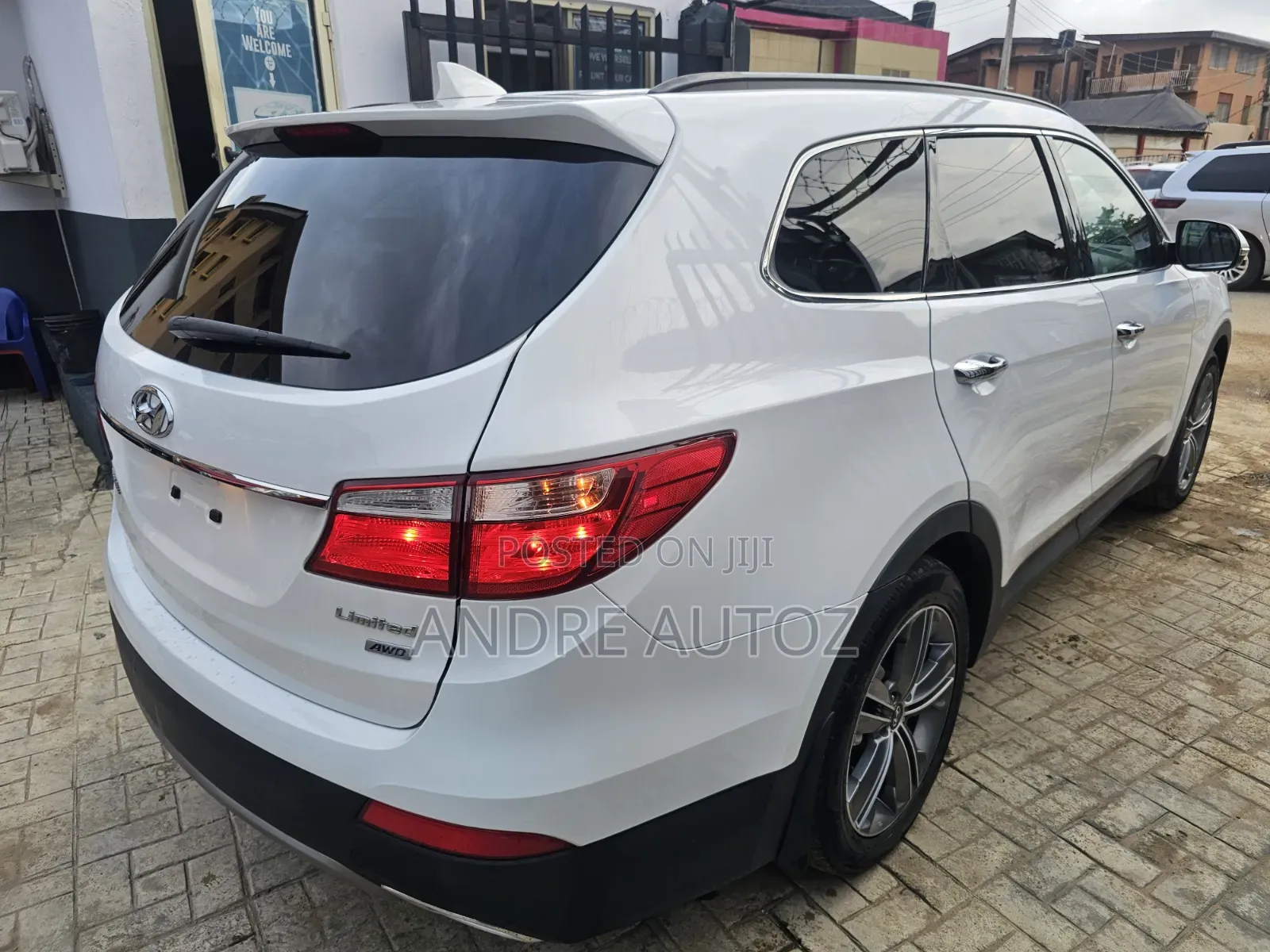 Hyundai Santa Fe 2015 White
