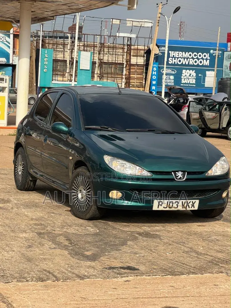 Peugeot 206 2004 Green