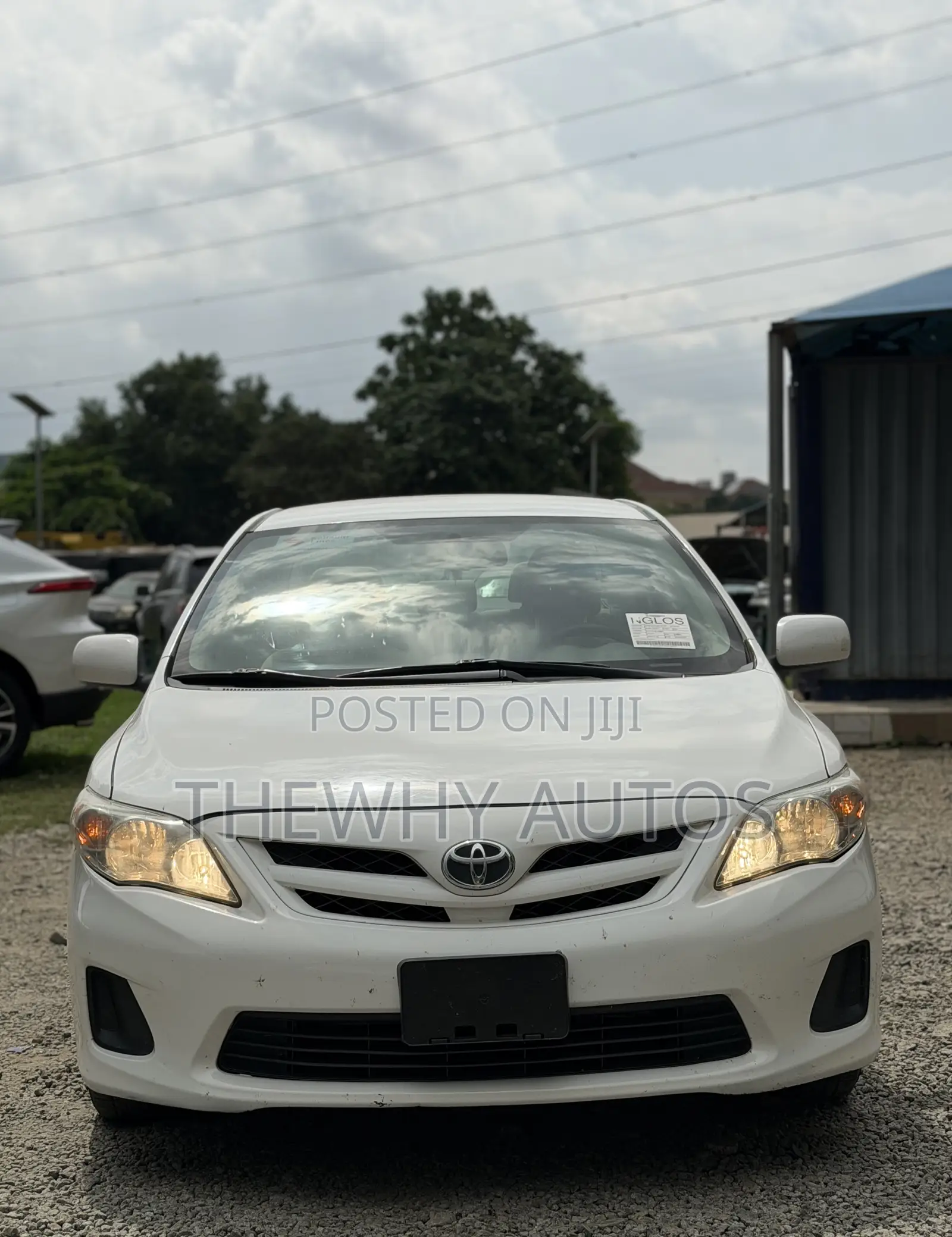 Toyota Corolla LE 4dr Sedan (1.8L 4cyl 4A) 2013 White