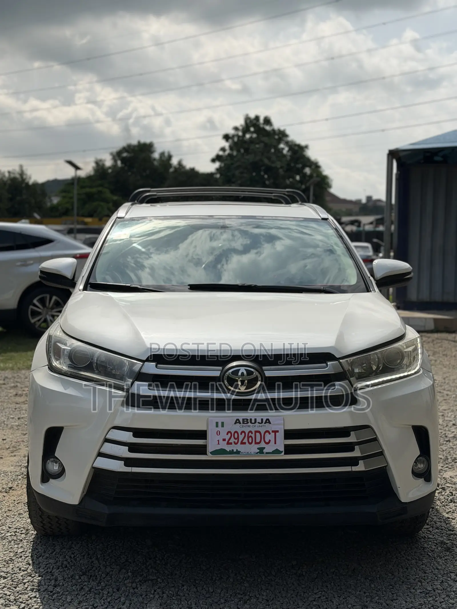 Toyota Highlander XLE 4x4 V6 (3.5L 6cyl 8A) 2017 White