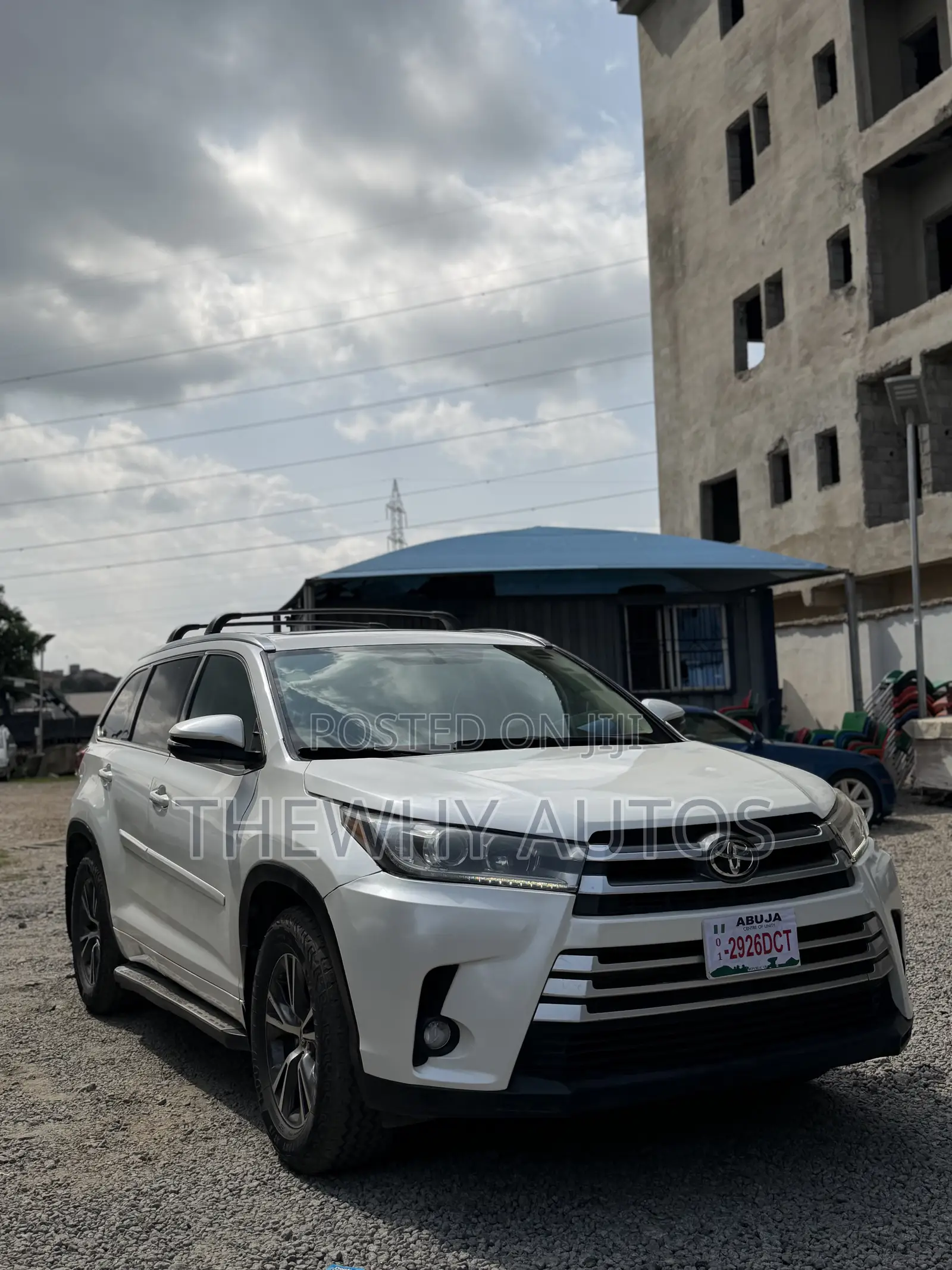 Toyota Highlander XLE 4x4 V6 (3.5L 6cyl 8A) 2017 White