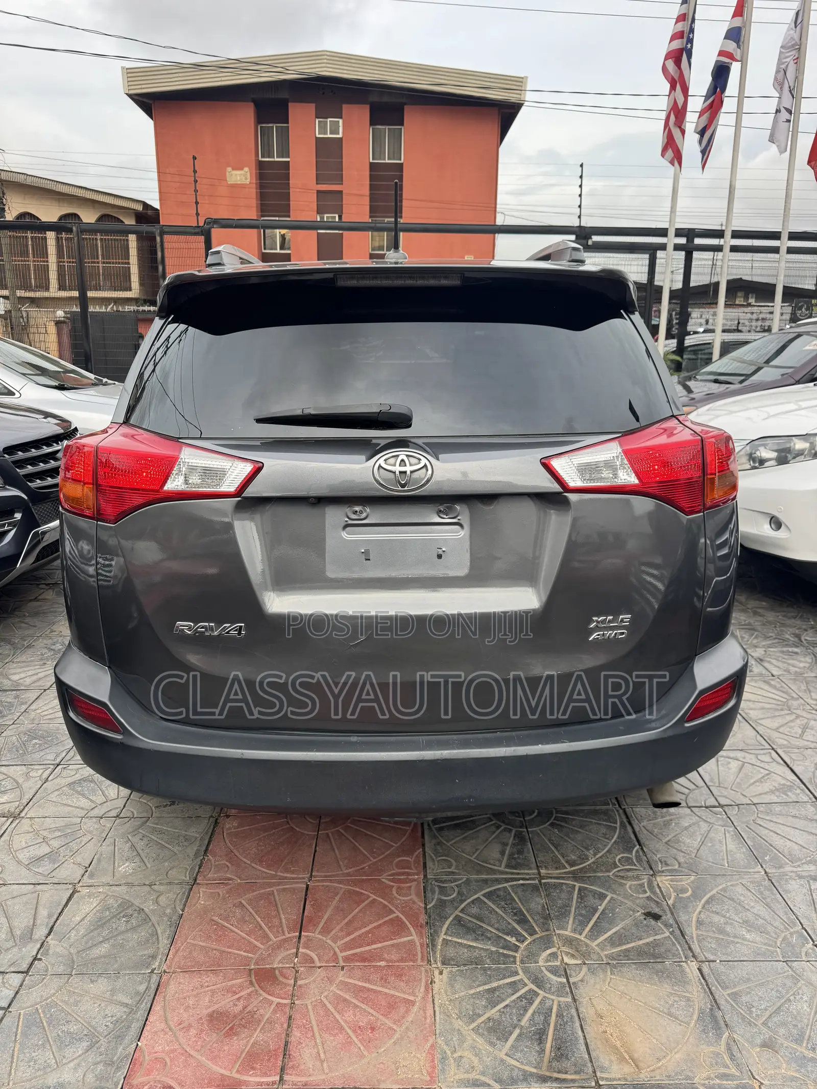 Toyota RAV4 Limited 4dr SUV AWD (2.5L 4cyl 6A) 2014 Gray