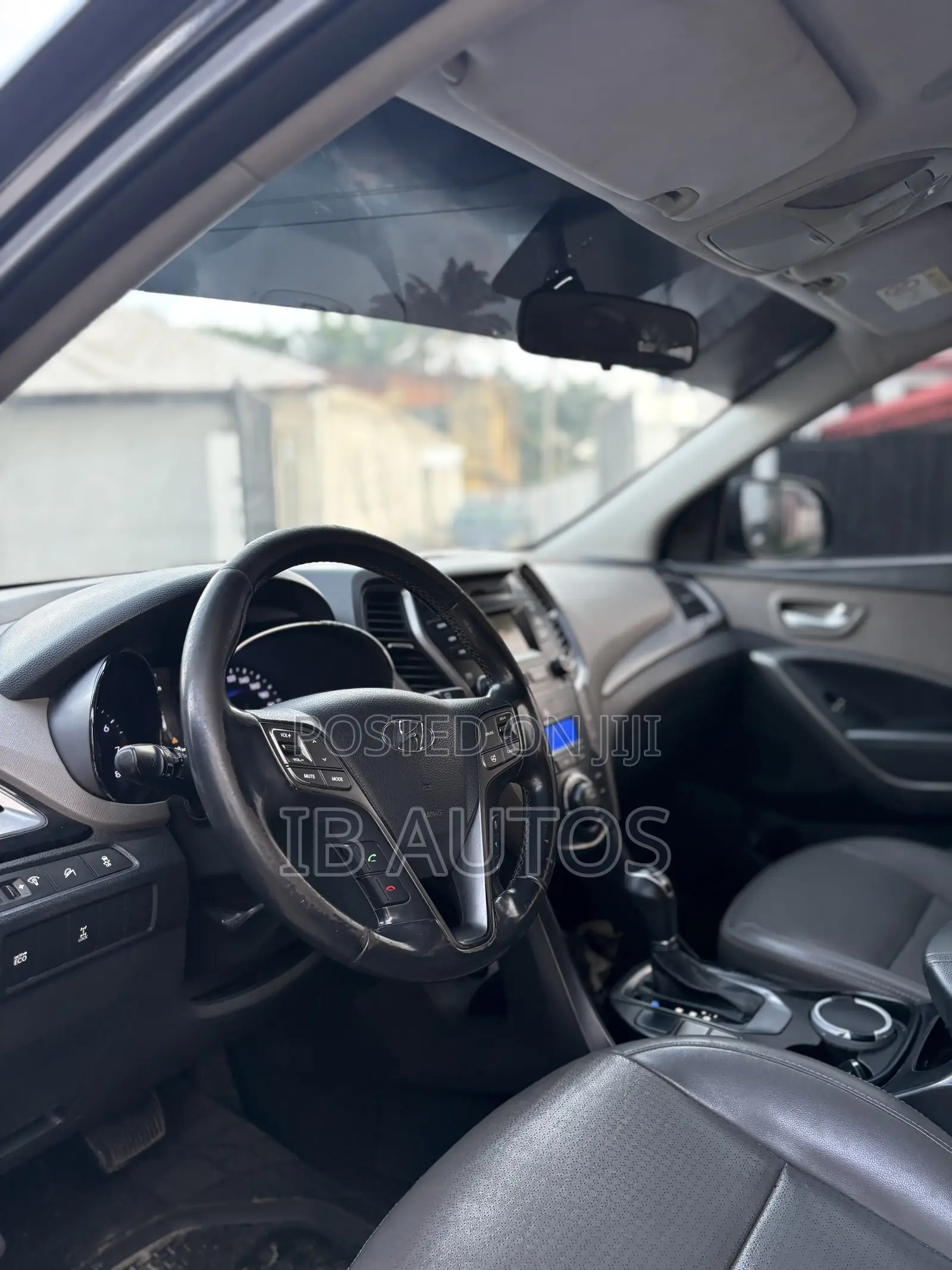 Hyundai Santa Fe Limited 4dr SUV (3.3L 6cyl 6A) 2014 Black