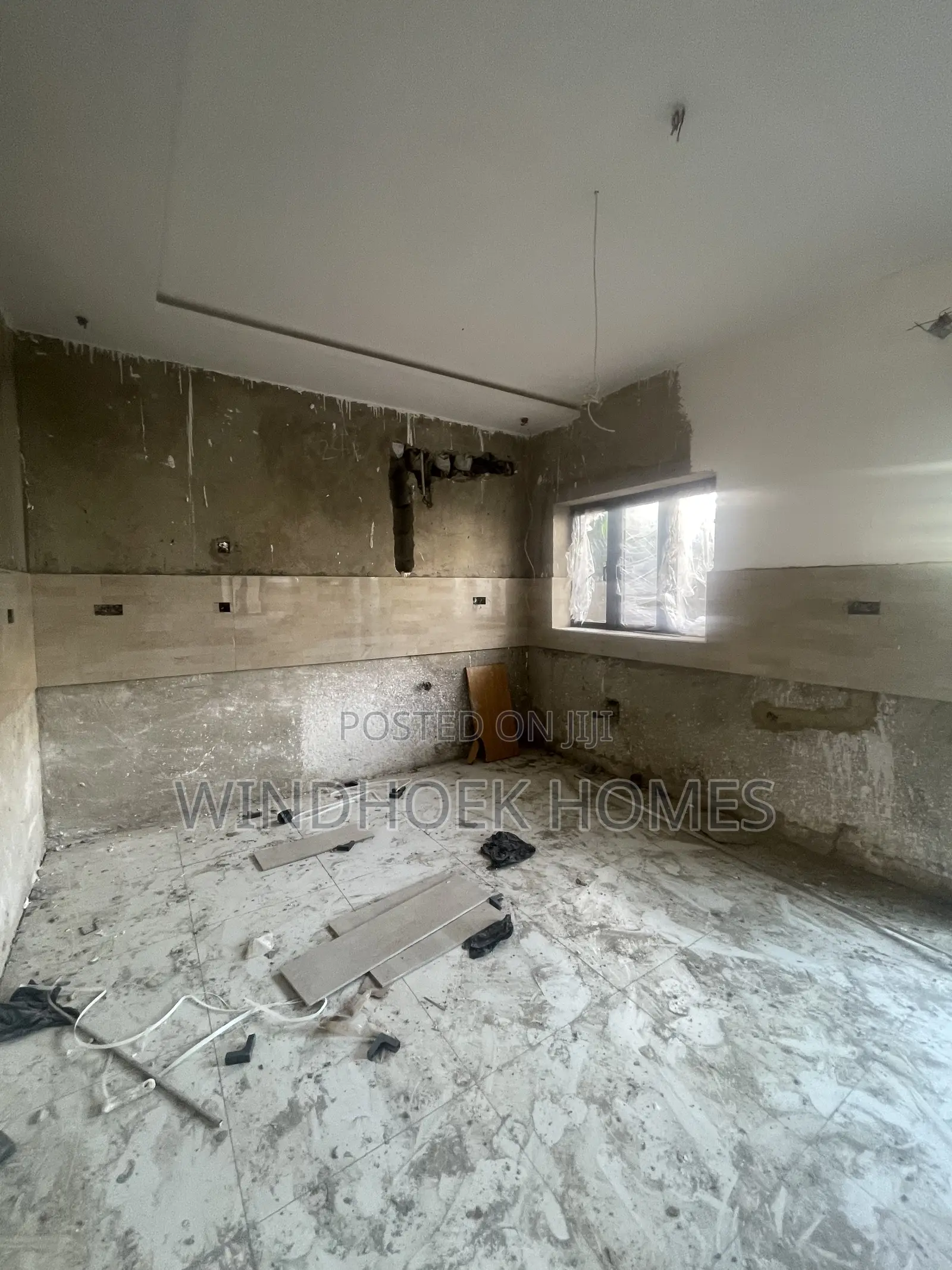 5bdrm Duplex in Mabushi for sale