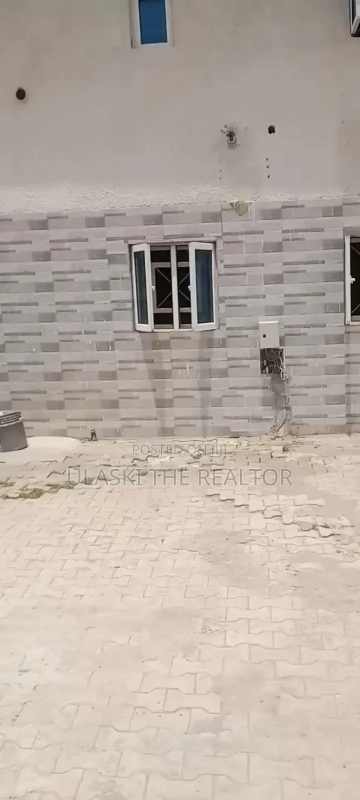 6bdrm Duplex in Zone 3 / Wuse for sale