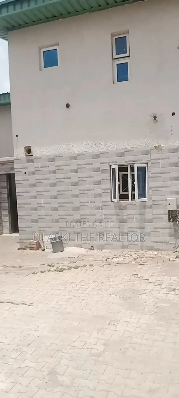 6bdrm Duplex in Zone 3 / Wuse for sale