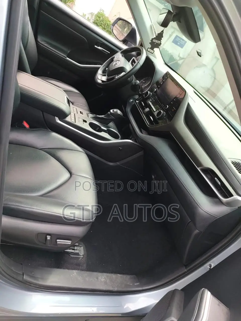 Toyota Highlander XLE AWD 2023 Blue