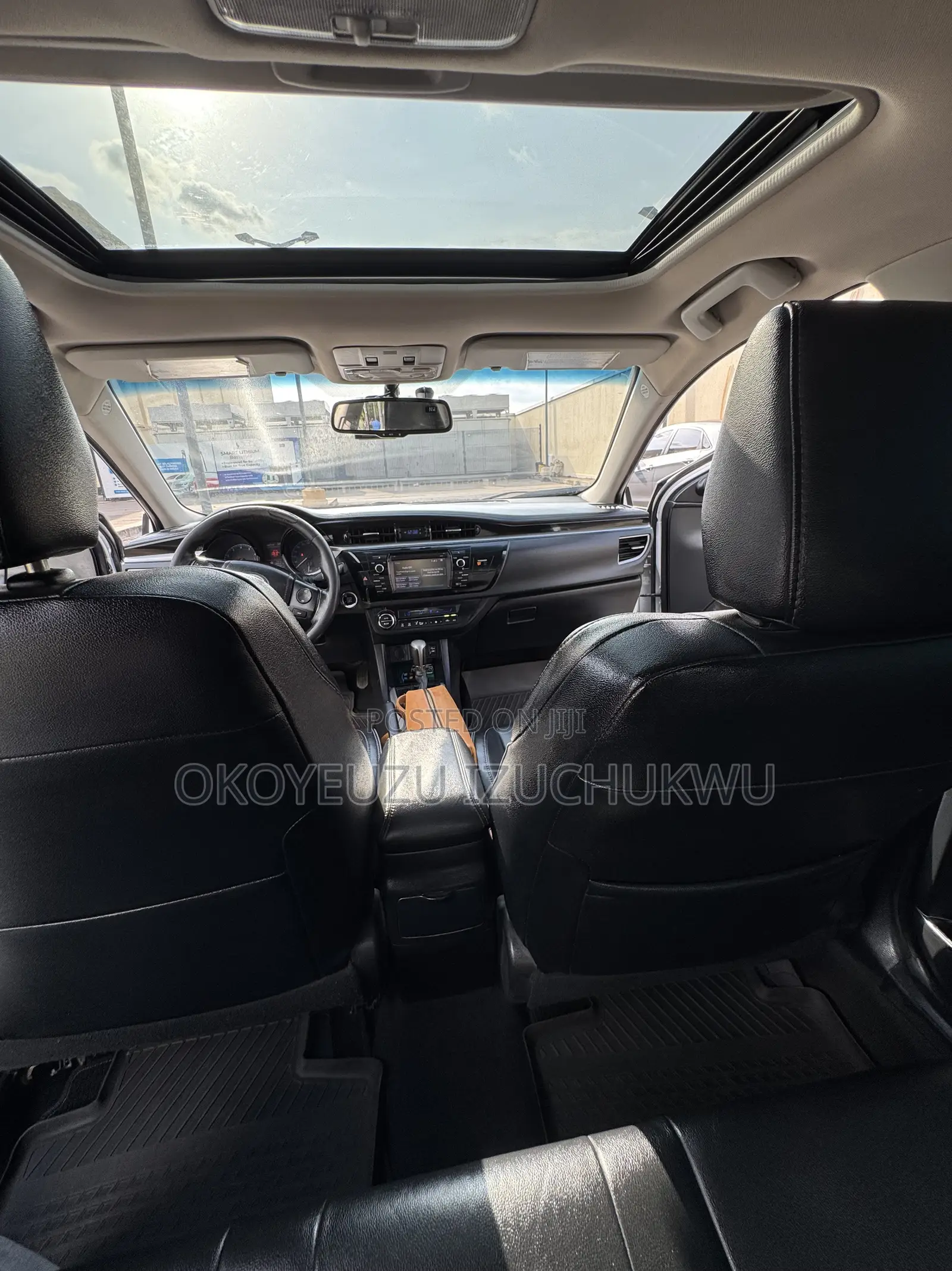 Toyota Corolla S Premium 4dr Sedan (1.8L 4cyl CVT) 2015 White